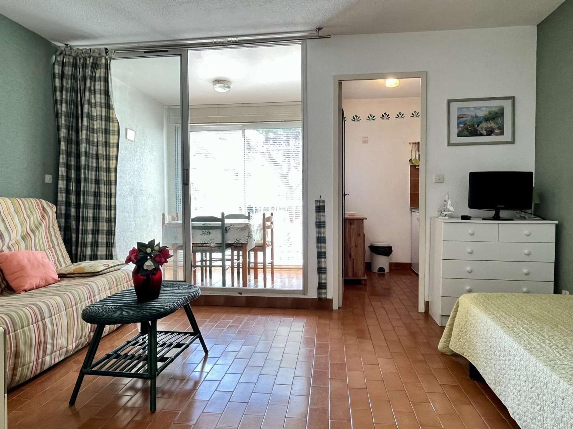 Studio A Argeles-Sur-Mer, 400M De La Plage Et Proche Commerces, Loggia, Animaux Bienvenus, Menage Inclus - Fr-1-225-548 Екстер'єр фото